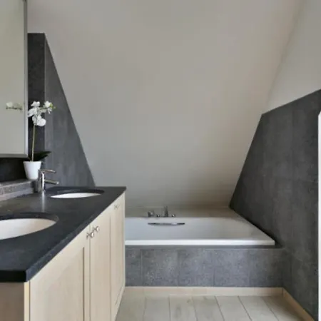 Appartement Penthouse With 2 Free Parking In Knokke-Heist